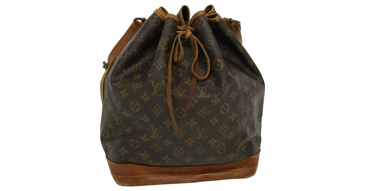 LOUIS VUITTON Monogram Noe Shoulder Bag M42224 LV Auth rz323