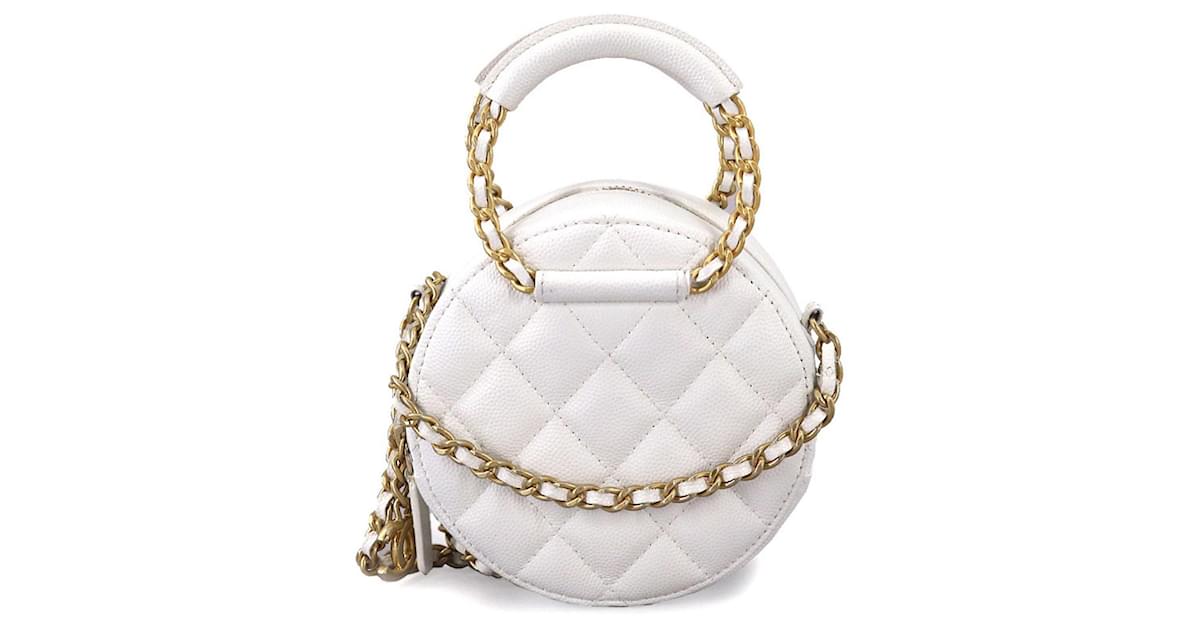 Shop CHANEL 2023 Cruise Bags (AP3095 B09796 10601, AP3095 B09796 10601) by  Anela6