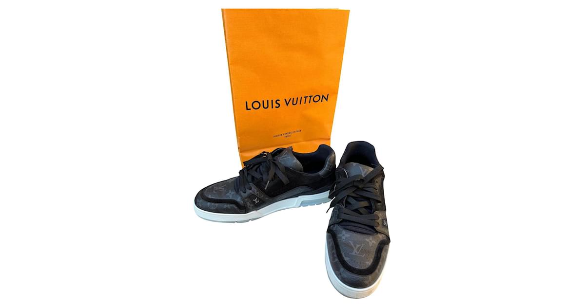 Cloth low trainers Louis Vuitton Grey size 11 US in Cloth - 30751794