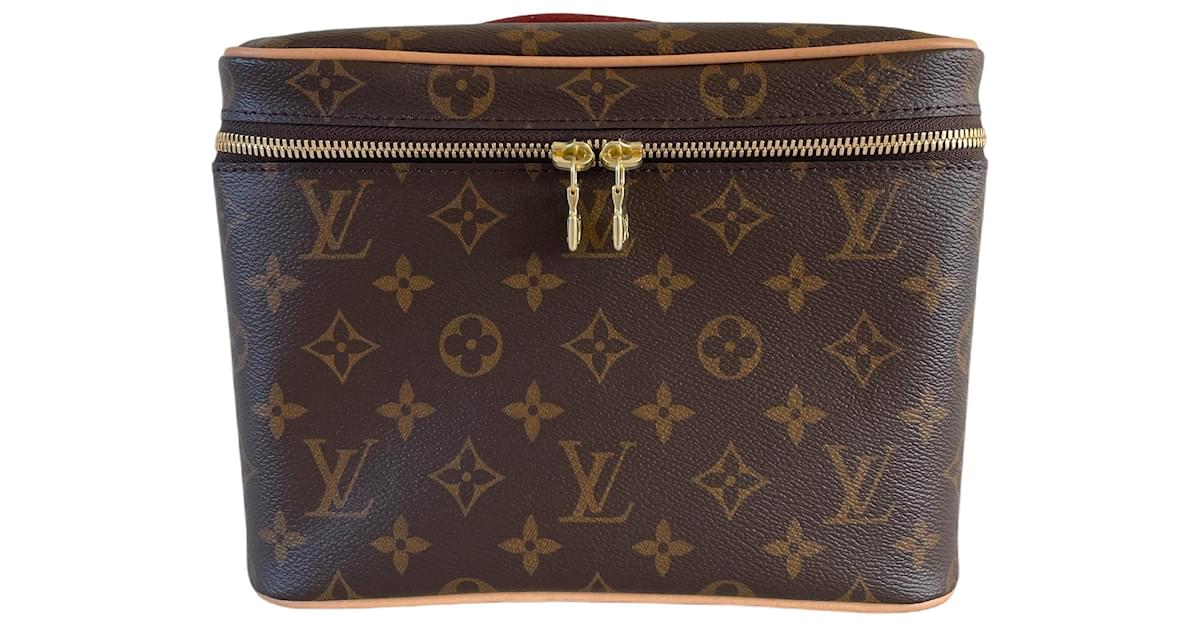 Louis Vuitton Nice BB monogram travelbag toiletry toilet bag Brown Dark  brown Leather Cloth ref.787623 - Joli Closet