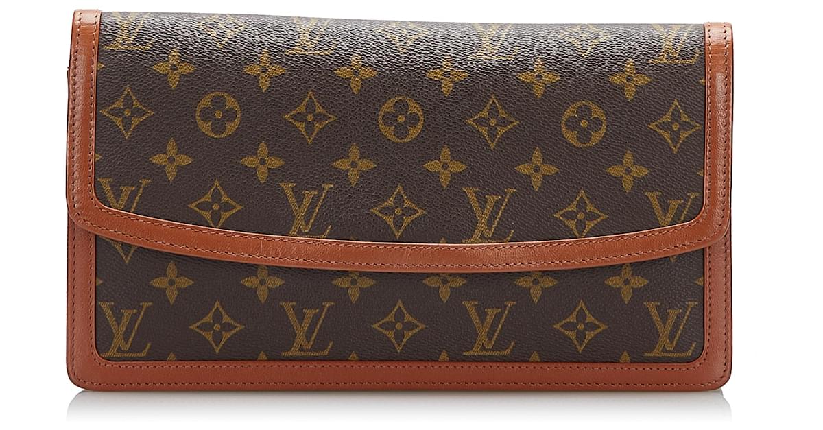 Louis Vuitton Pochette Dame 29 Monogram Canvas Clutch on SALE