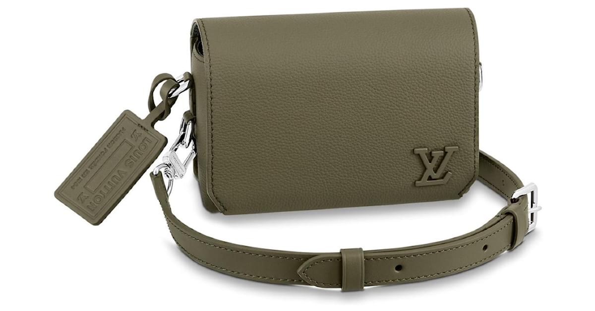 Louis Vuitton Fastline Wearable Wallet Lv Aerogram Väskas