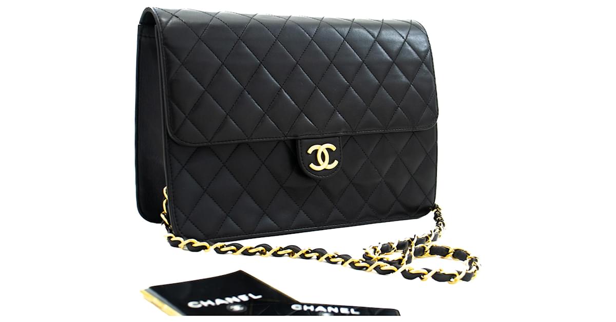 Chanel Houndstooth Houndstooth Gold Hardware Shoulder Bag