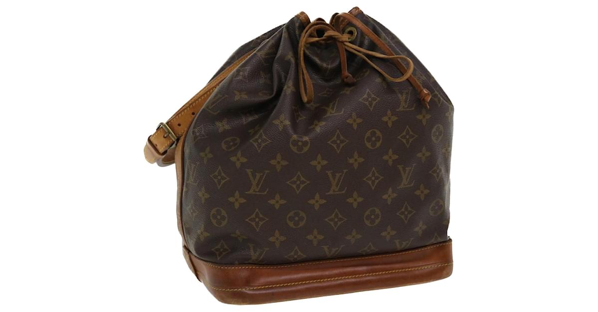 LOUIS VUITTON Monogram Noe Shoulder Bag M42224 LV Auth 35803