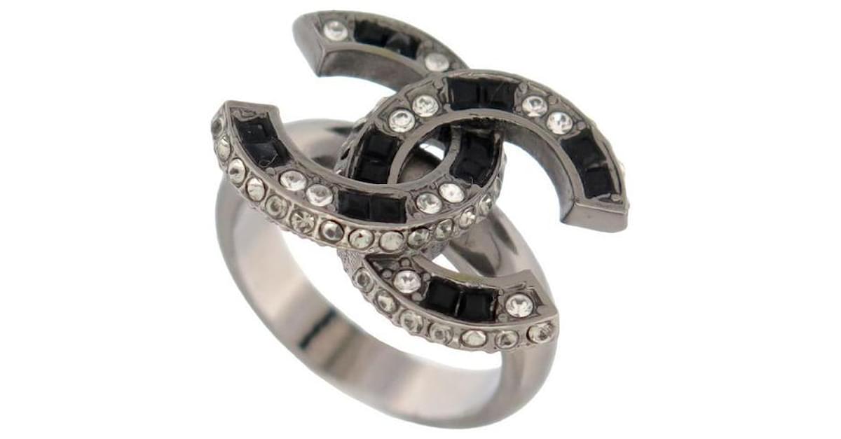 AUTH CHANEL ANTIQUE GRAY SILVER RING CRYSTAL LARGE CC LOGO BAND