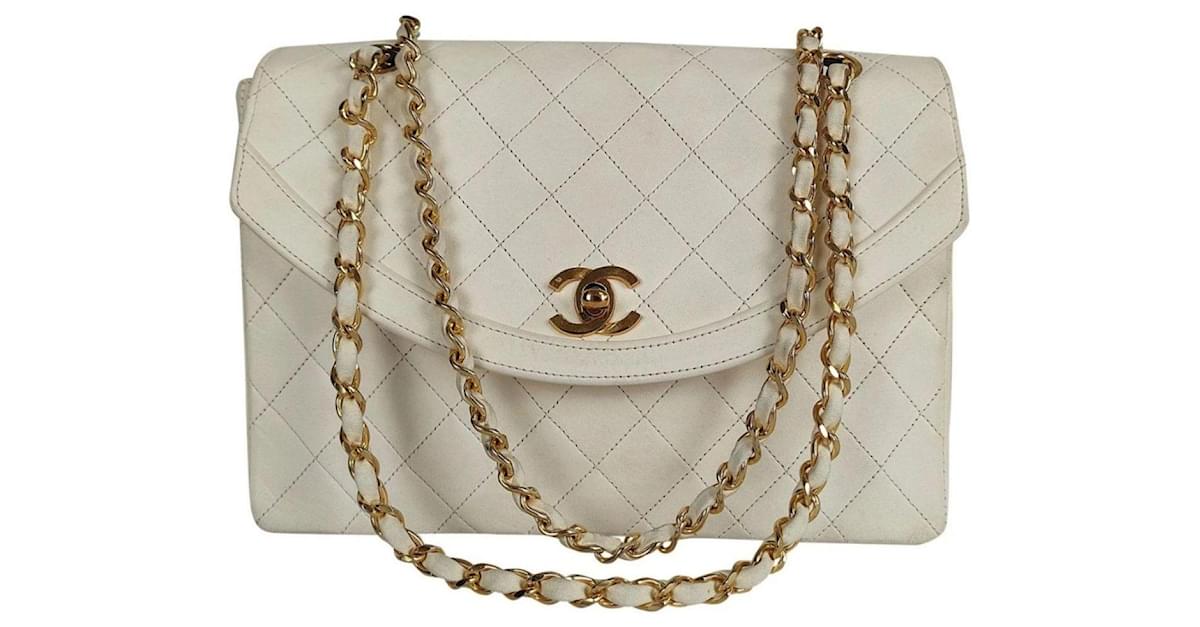 Sac Chanel classique à rabat