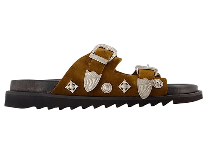 【TOGA PULLA】Leather Sandal Toga Pulla stud-embellished Leather Sandals | Black | FARFETCH
