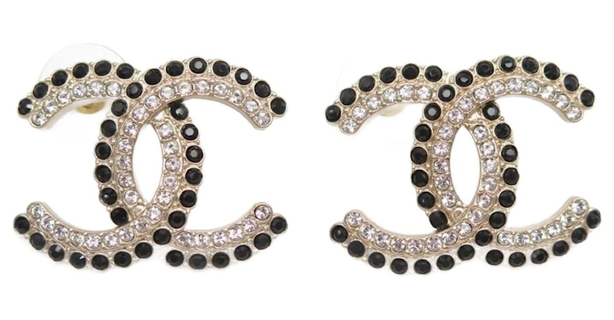 Chanel Boucles d'oreilles CC N 5