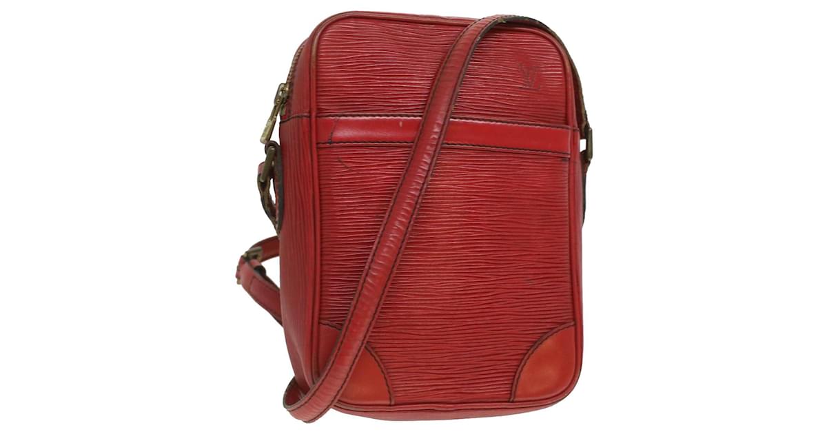 LOUIS VUITTON Epi Danube Shoulder Bag Red M45637 LV Auth th3362