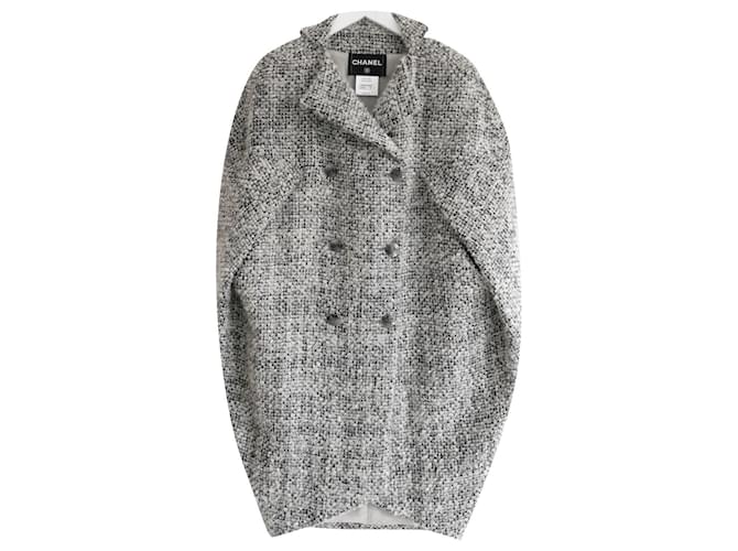 CHANEL Fall 2006 Boucle Tweed Cape Coat Grey Joli Closet