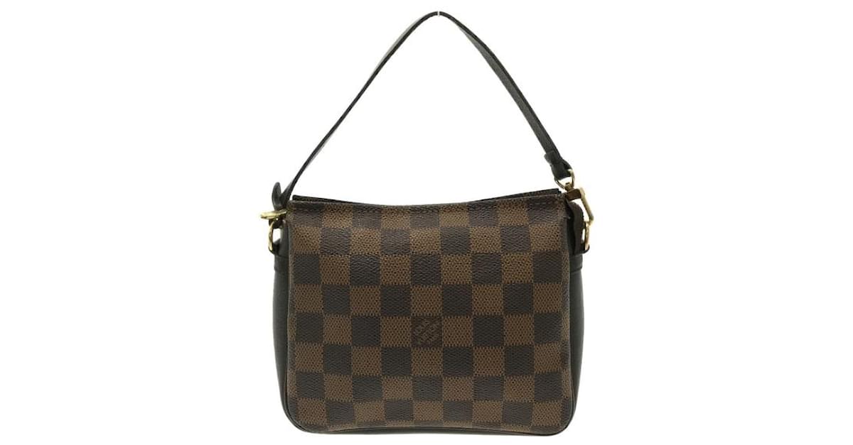 LOUIS VUITTON TROUSSE de maquillage en toile monogram à…