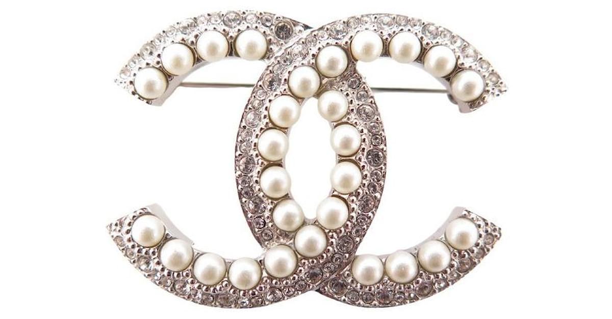 Chanel Metal, Glass Pearls & Strass Gold, Pearly White & Crystal Brooch, CHANEL