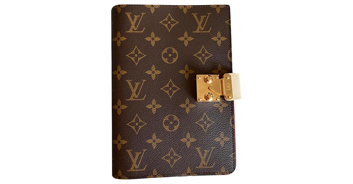 Louis Vuitton Notebook Cover Paul MM