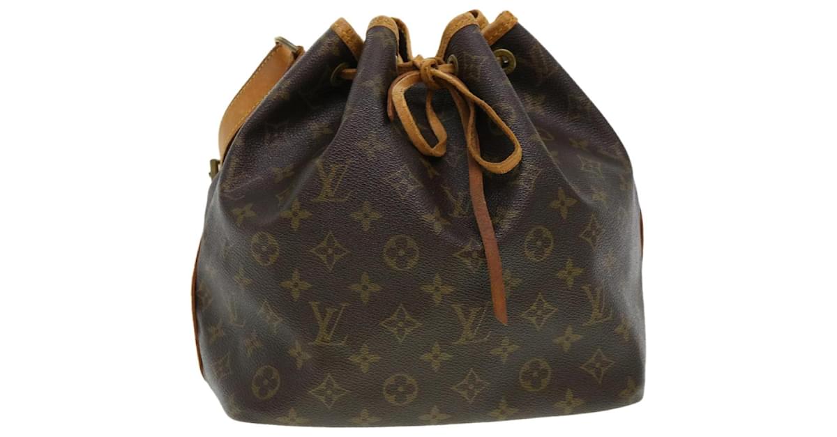 LOUIS VUITTON Monogram Petit Noe Shoulder Bag M42226 LV Auth rd4431 Cloth  ref.854610 - Joli Closet