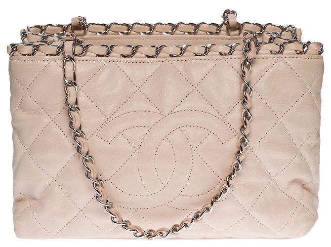 Sac à Main Matelassé Rose Avec Chaîne - Comme Neuf - Boutique Parisienne