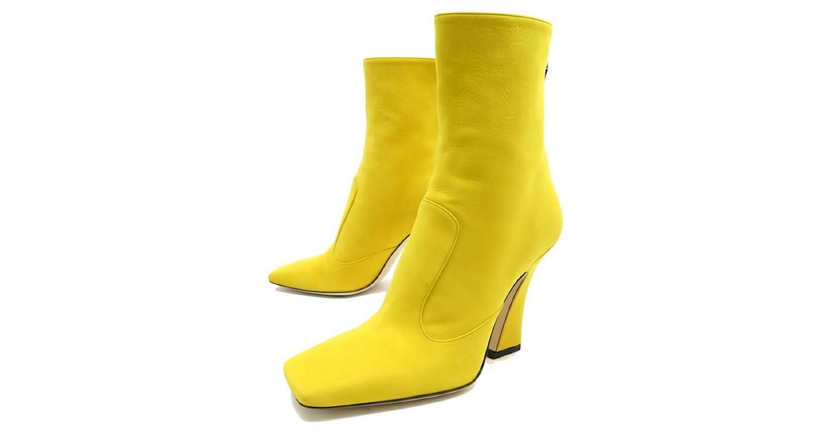 Fendi boots yellow hotsell