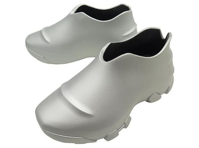 NEUE SNEAKERS VON GIVENCHY MONUMENTAL MALLOW LOW BHZ013H113-001 43