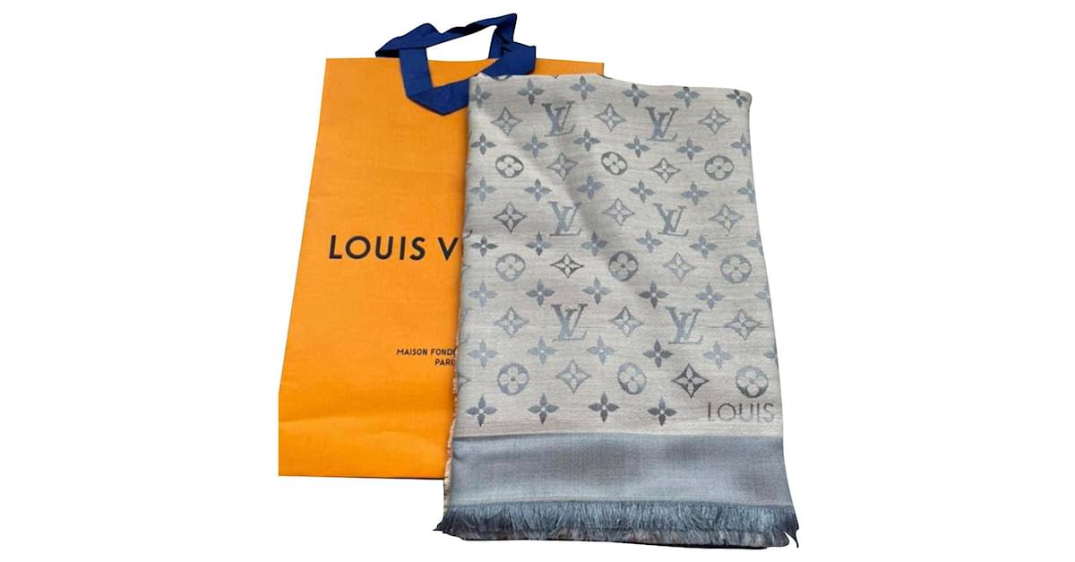 Louis Vuitton Denim Classic Monogram Schal Blau Seide ref.69884 - Joli  Closet
