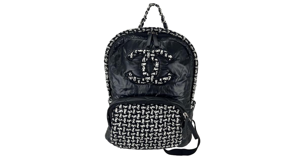 Chanel tweed backpack Black Cloth ref.874552 - Joli Closet