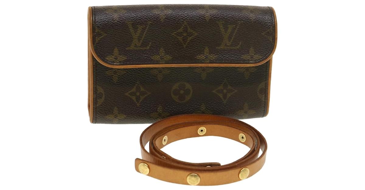 Louis Vuitton Pochette Florentine Brown Cloth ref.922613 - Joli Closet