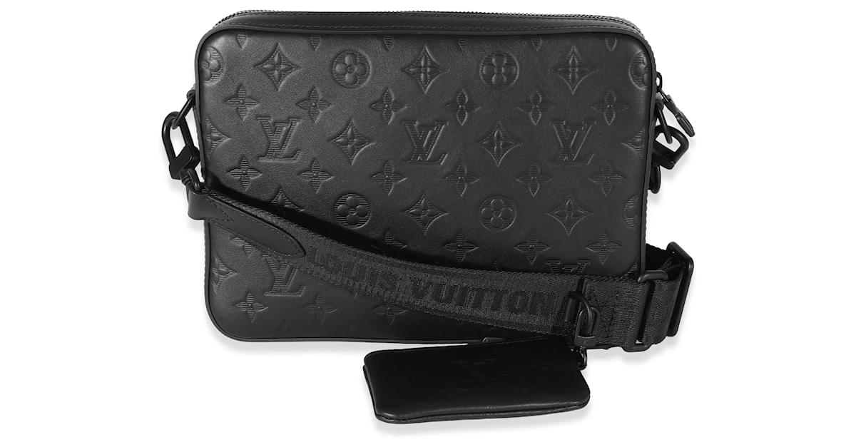 Louis Vuitton Black Shadow Monogram Shadow Duo Messenger Leather ref.875665  - Joli Closet