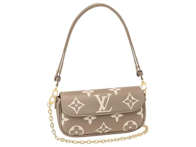 Louis Vuitton LV-Geldbörse mit Kette IVY Beige Leder