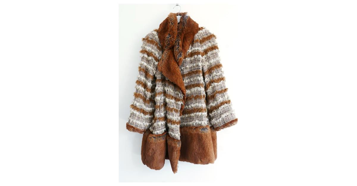 CHANEL Fall 2010 Tweed & Faux Fur Coat Brown ref.896714 - Joli Closet