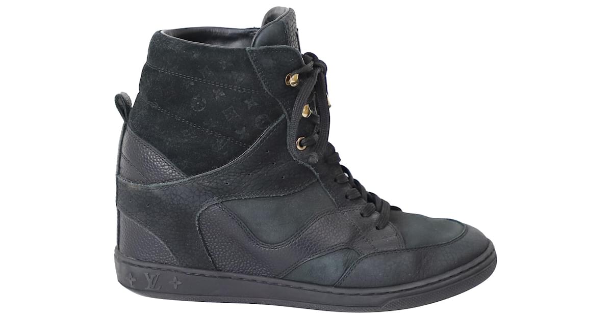 Louis Vuitton Black Monogram Leather Cliff Top Lace Up Sneakers