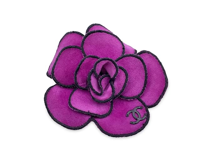 CHANEL 花形ブローチ ピンク 紫 Chanel Vintage Purple Camellia Camelia Pin Flower Velvet Brooch