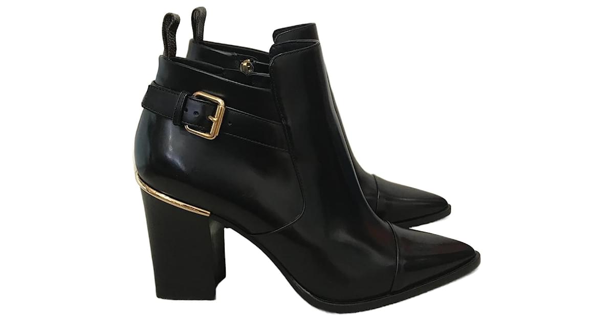 Louis Vuitton Womens Silhouette Ankle Boot Black White EU 37 / UK