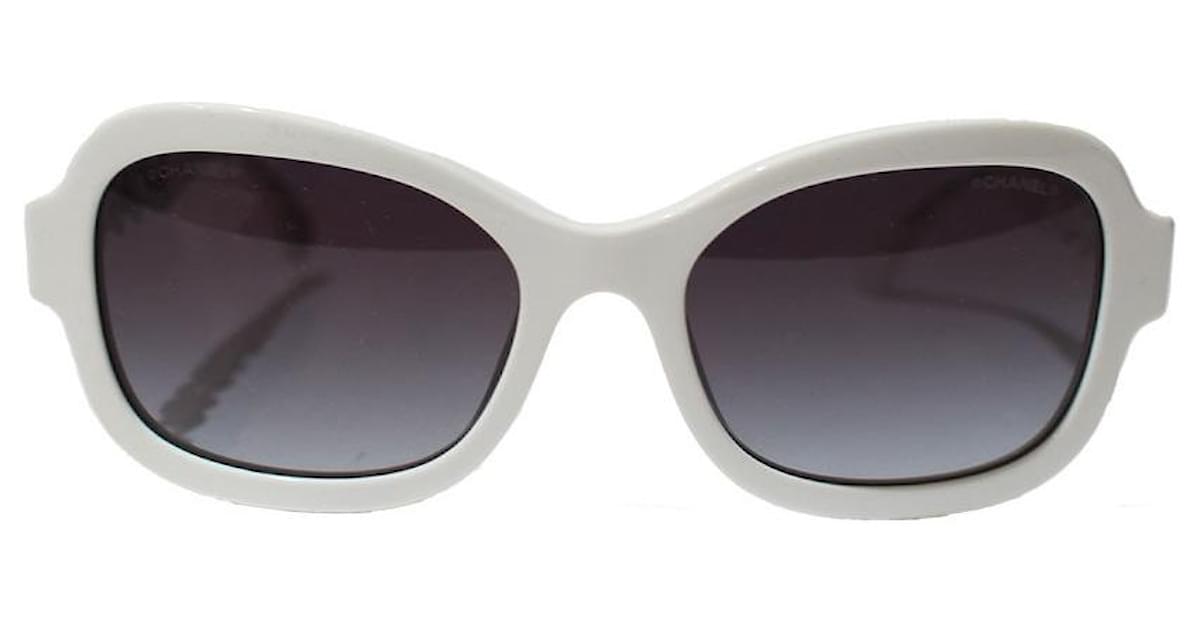 Chanel Sunglasses White Plastic ref.911053