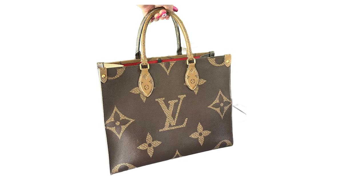 Monogram OnTheGo Teddy Limited Edition Tote
