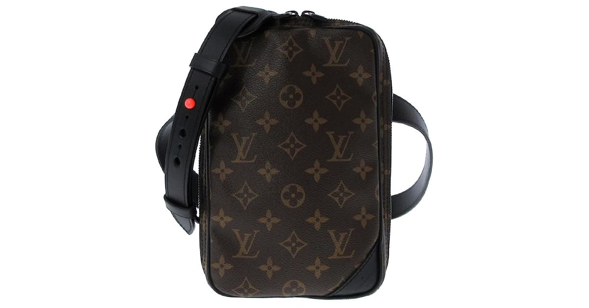 Louis Vuitton Brown Monogram Solar Ray Utility Side Bag Cloth ref