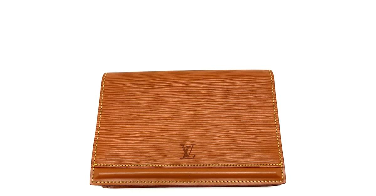 Louis VUITTON: Tilsitt bag in camel pi leather, flap c…