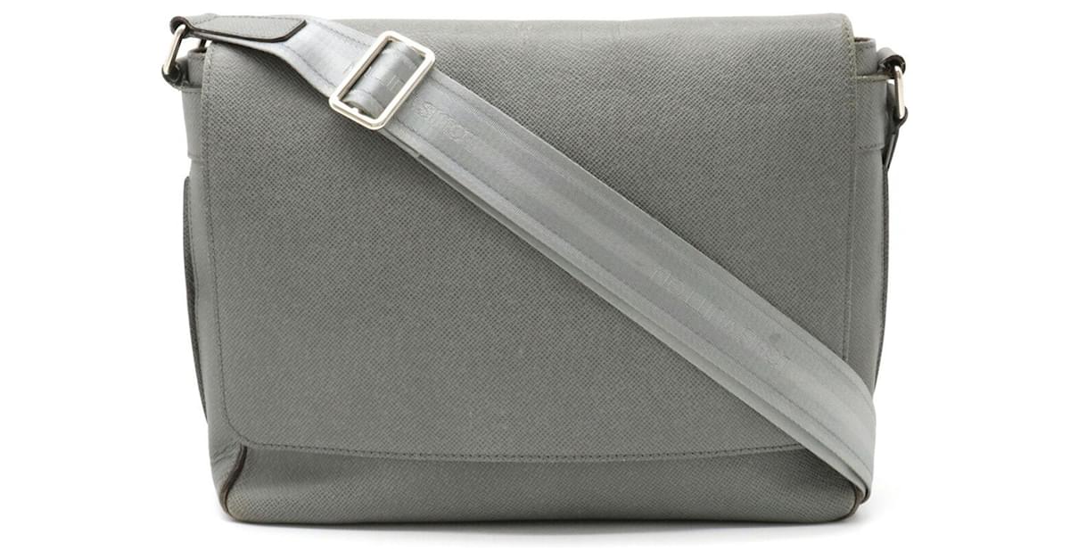 Louis Vuitton Mens Roman MM Messenger Bag Glacier Taiga Leather Silver Grey