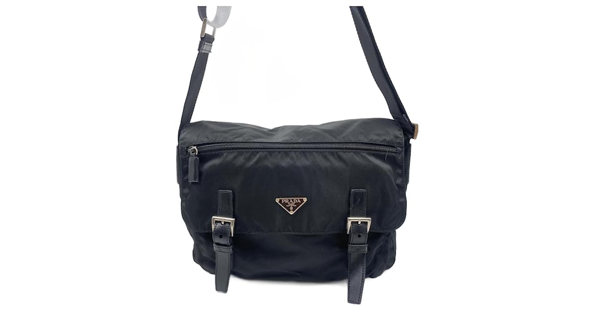 Black prada messenger online bag