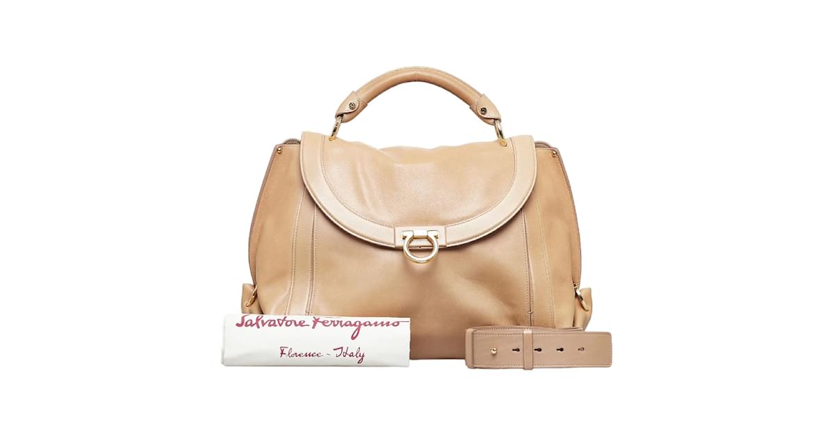 Ferragamo 2025 suzanna bag