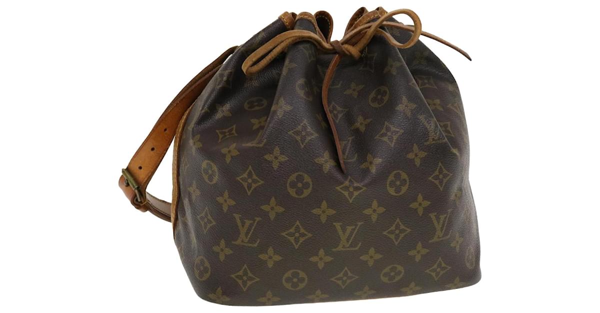 LOUIS VUITTON Monogram Noe Shoulder Bag M42224 LV Auth 42634 Cloth