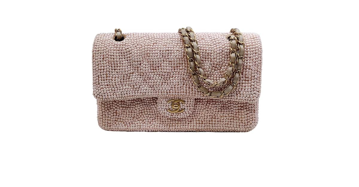 Chanel Double Flap Pearl Embellished Pink Leather Shoulder Bag ref.938863 -  Joli Closet