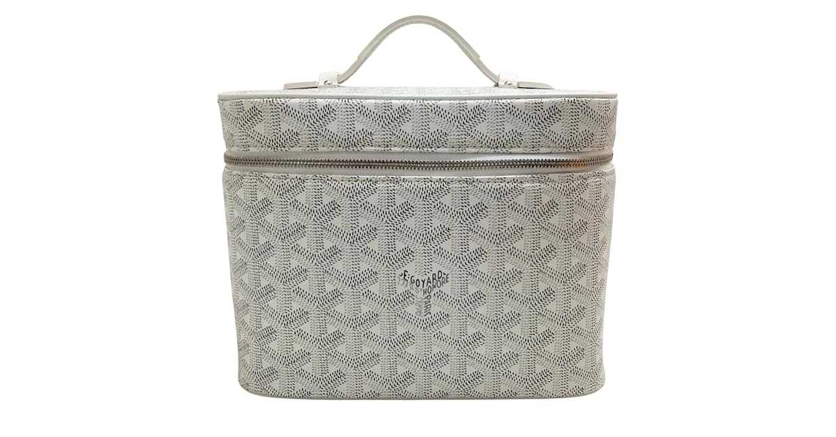 Leather vanity case Goyard Grey in Leather - 34923899