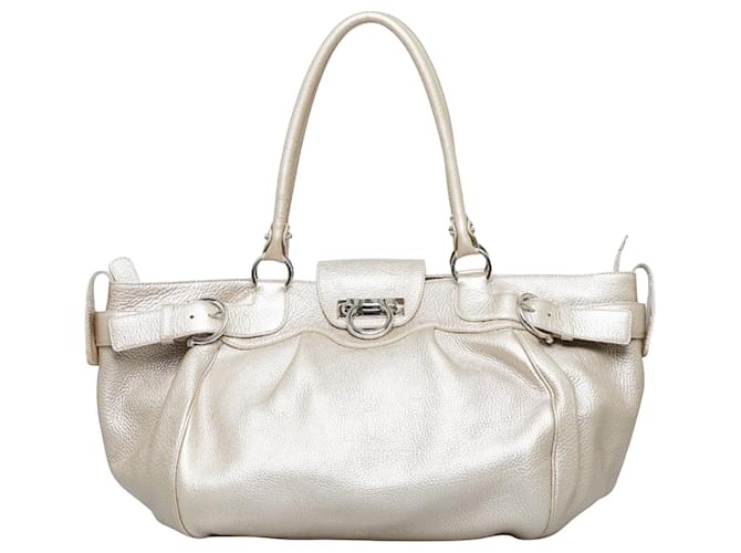 【SALVATORE FERRAGAMO】GANCINI HANDBAG Salvatore Ferragamo Gancini Hardware Metal Aluminum Handbag