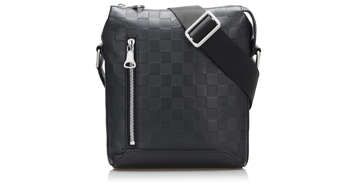 Louis Vuitton Black Damier Infini Discovery Messenger Leather Pony-style  calfskin ref.943497 - Joli Closet