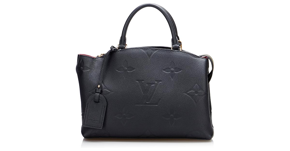 Louis Vuitton Black Monogram Empreinte Giant Palais Leather ref.951434 -  Joli Closet