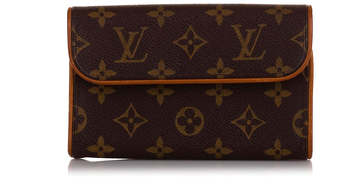 Louis Vuitton Brown Monogram Pochette Florentine Cloth ref.781994 - Joli  Closet