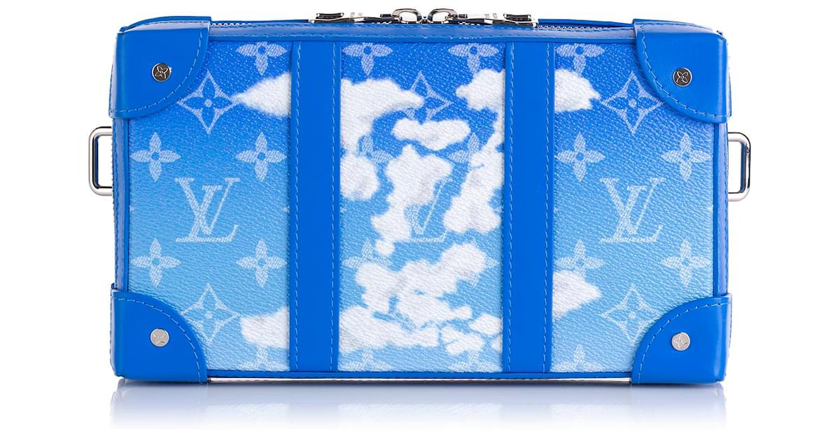Louis Vuitton Blue Monogram Clouds Soft Trunk Wallet Cloth ref.951600 -  Joli Closet