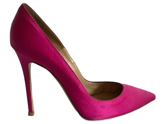 シューズ・サンダルその他 GIANVITO ROSSI Woman Pumps Fuchsia G2458085RICTABS FUCSIA Gianvito Rossi Heels Fuschia Leather Satin ref.956156 - Joli