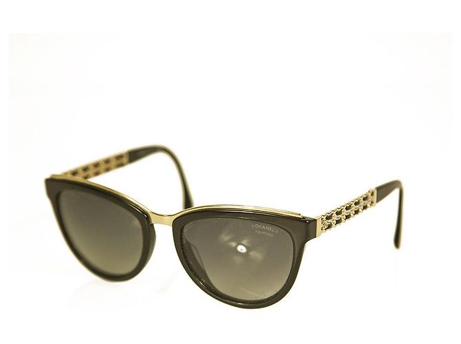CHANEL Lambskin Chain Polarized Black Gold Sunglasses Cat  display picture 3