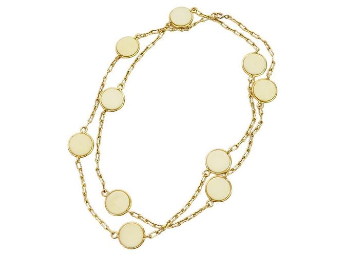 Collier Couleur Ivoire - Occasion - Bijou élégant Et Discret - Parfait Pour Toutes Les Occasions