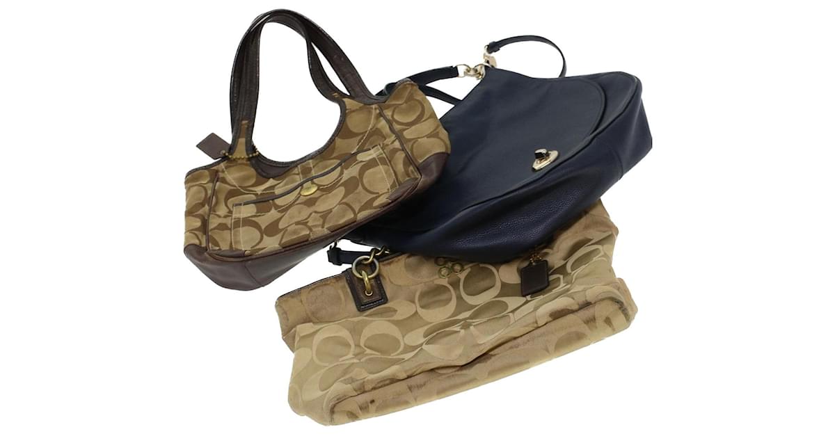 Buy Coach Tabby Chain Signature Medium Shoulder Bag for Women Online @ Tata  CLiQ Luxury