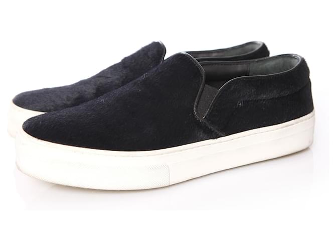 Céline Celine, Skate-Slip-On-Sneaker aus schwarzem Ponyfell in der